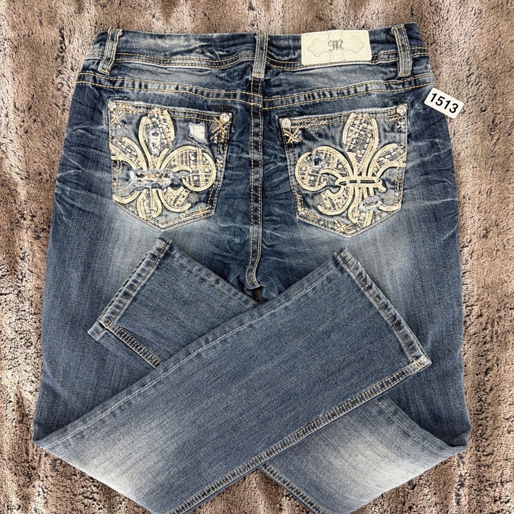 Miss Me Mid Rise Easy Cuffed Straight Leg Women's Rhinestone Blue Jeans 30 x 31